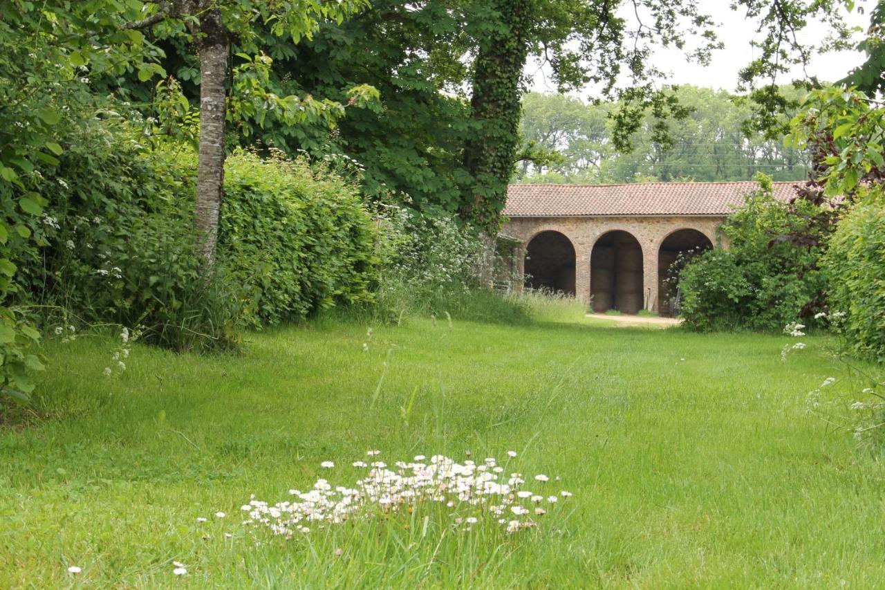 Villa Domaine des Roches Blanches à Le Pin  Extérieur photo